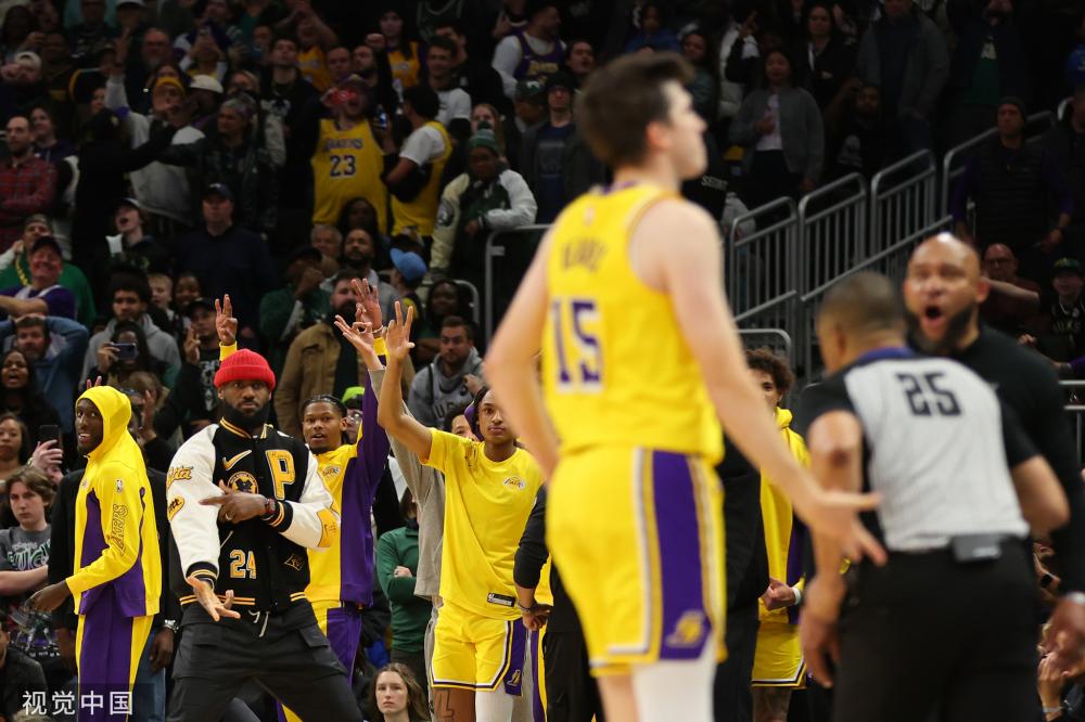 他们需要在 他们需要在