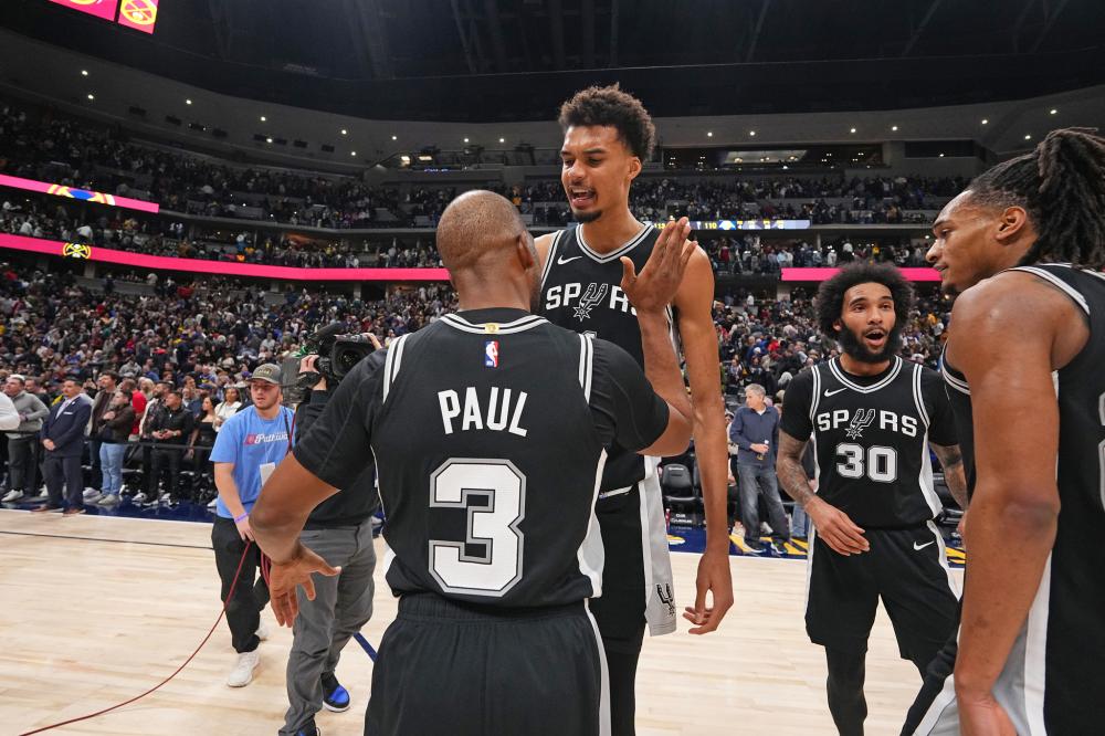 使得他成为 使得他成为