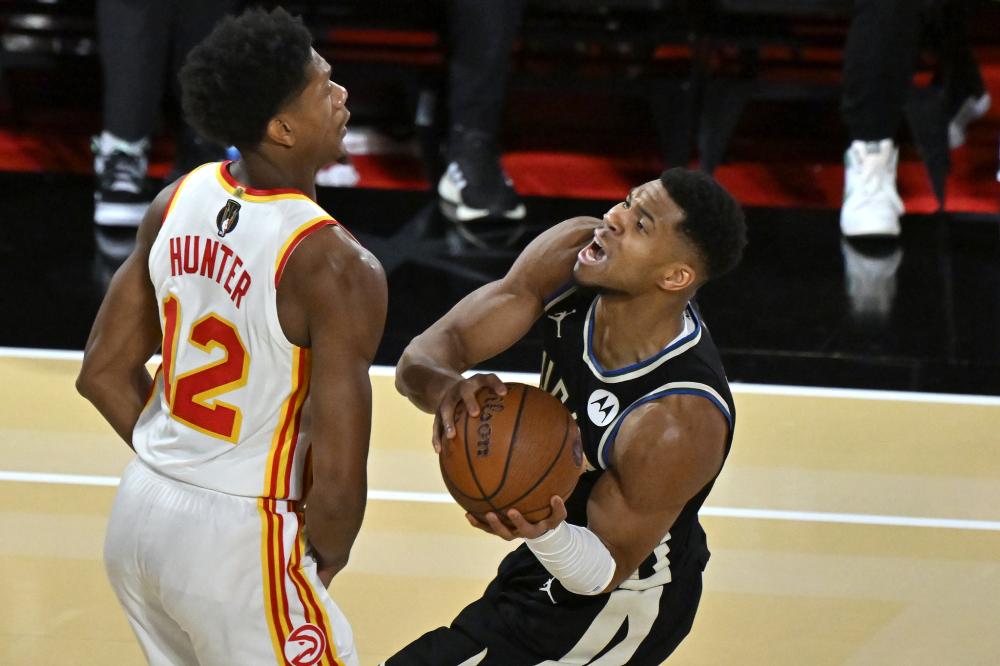 而杜锋在面 而杜锋在面