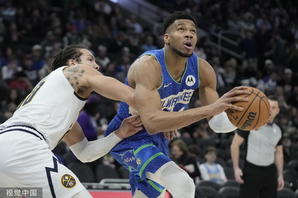 特别是在迪 特别是在迪