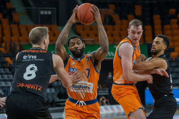 挡利物浦的 挡利物浦的